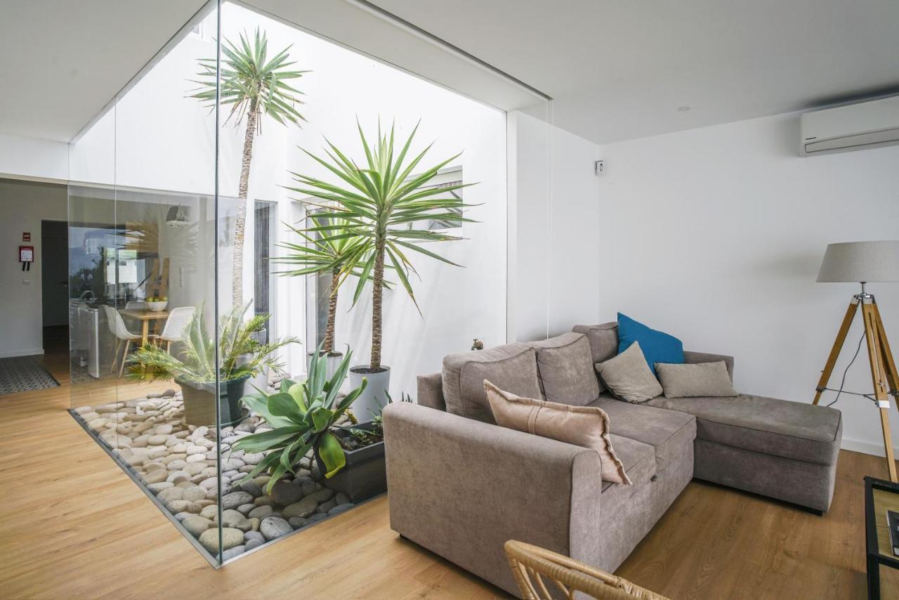Thalassa Villas 蓬塔德尔加达 外观 照片